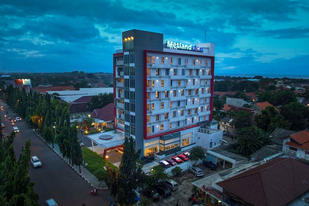 metland cirebon